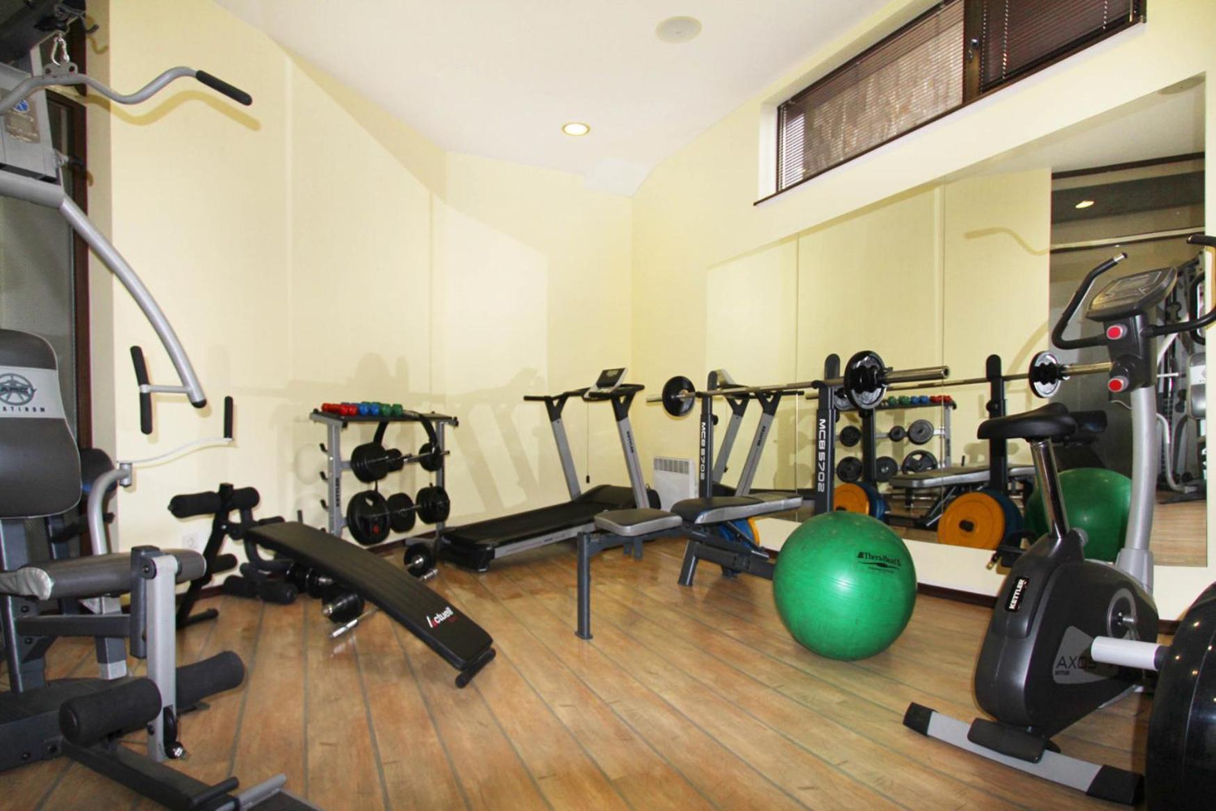 Alpine Lodge Bansko Apartments Bagian luar foto