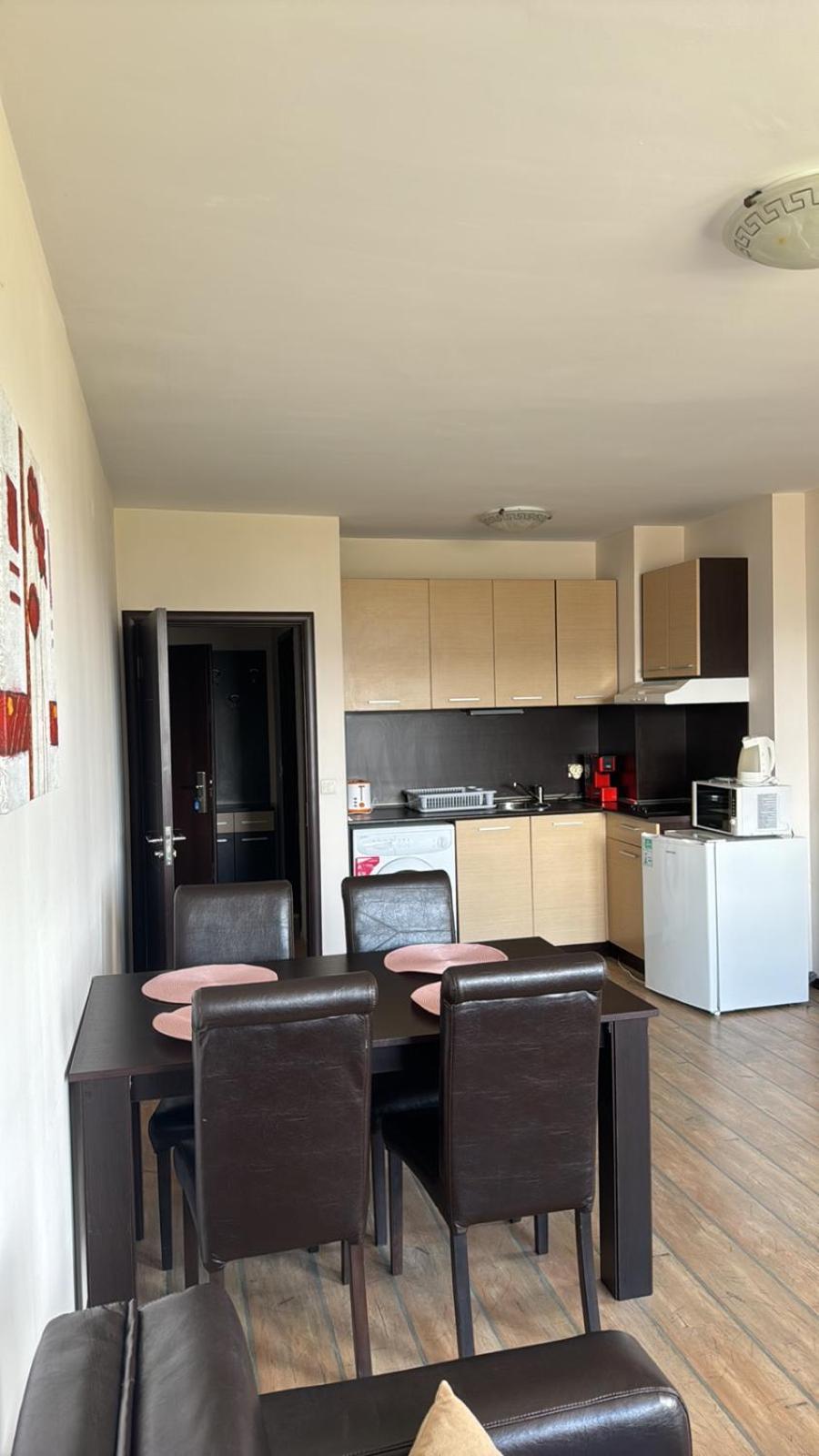 Alpine Lodge Bansko Apartments Bagian luar foto