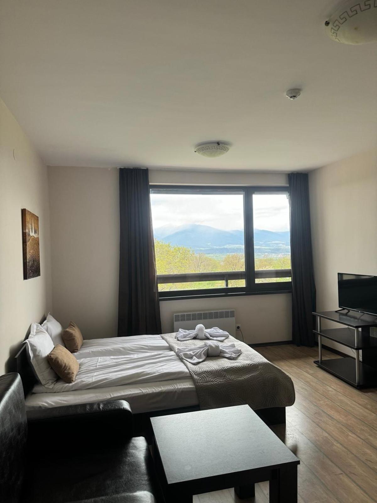 Alpine Lodge Bansko Apartments Bagian luar foto